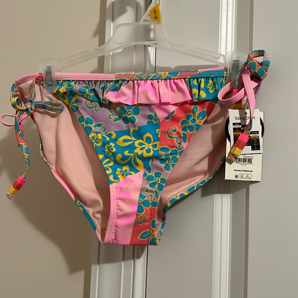 No Boundaries swim bottoms